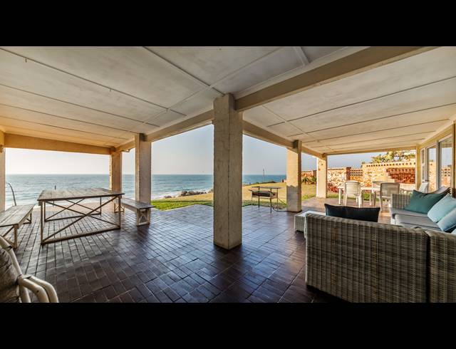 7 BEDROOM HOUSE FOR SALE IN SHAKAS ROCK